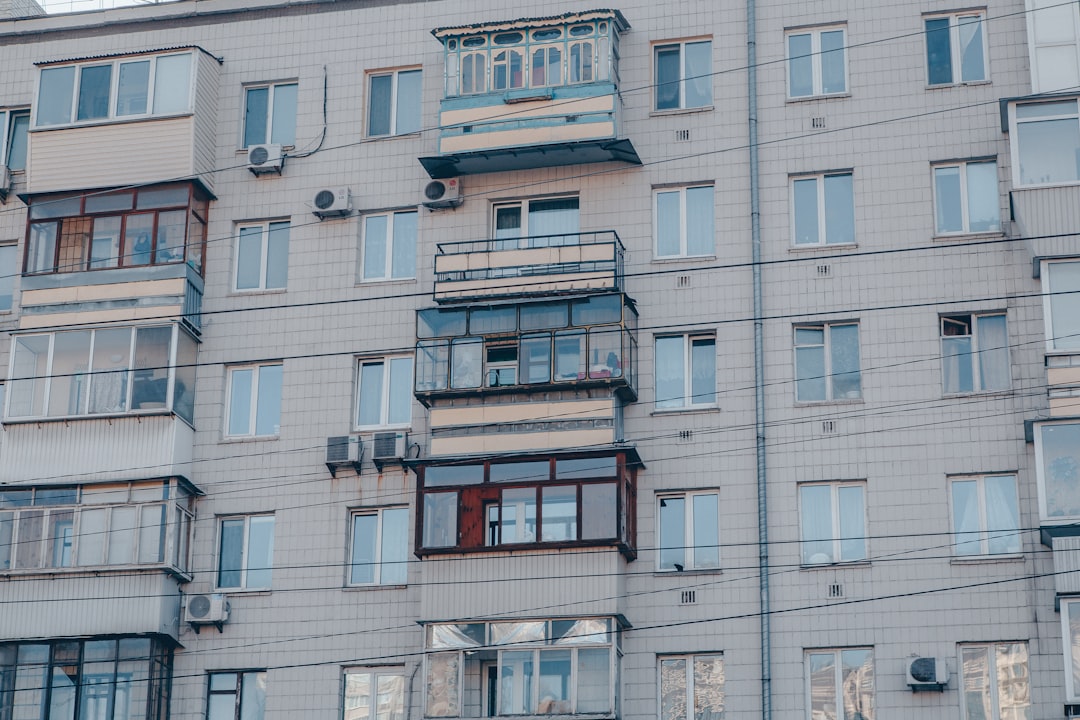 datorii intretinere proprietar decedat - Datorii întreținere proprietar decedat 2026: plătesc moștenitorii?