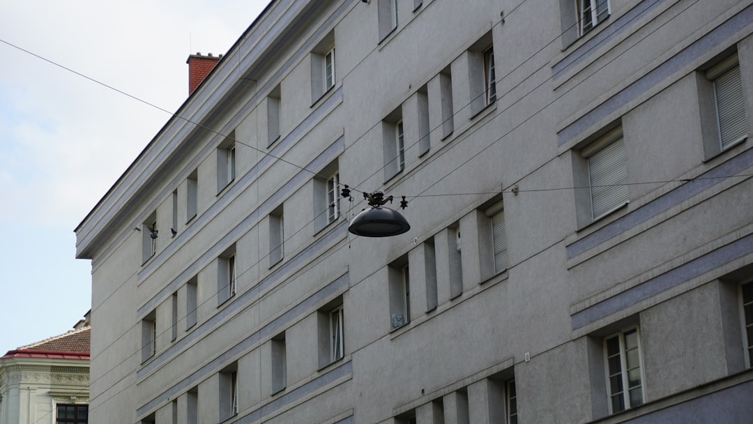 detector inundatie subsol - Senzori inundație bloc 2026: cost, instalare și ROI