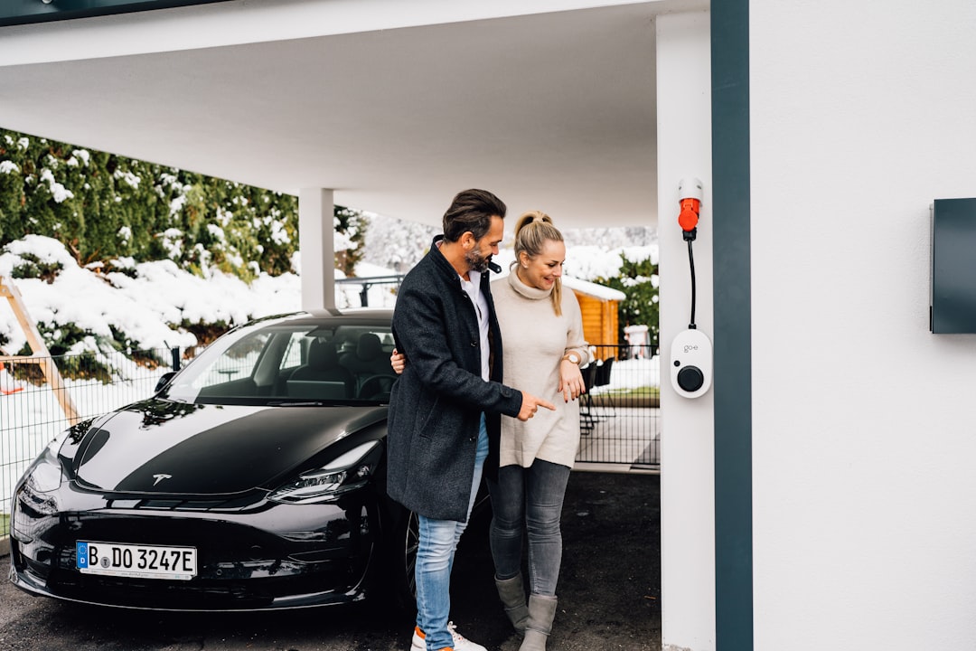 wallbox parcare bloc - Stație încărcare mașină electrică bloc 2026: cost și subvenții