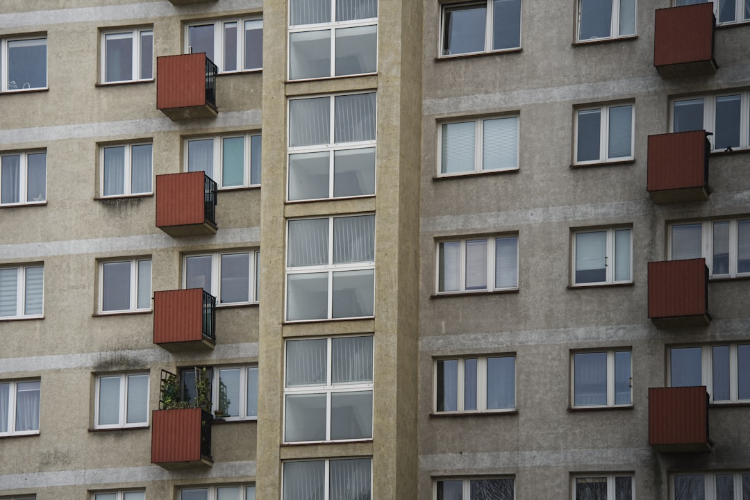calcul apă caldă apartament bloc - Defalcare apă caldă rece bloc 2026: formulă și exemple